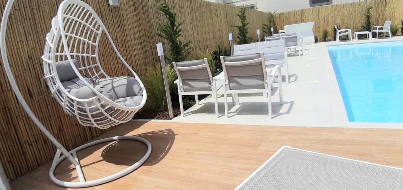Hotel Ermeti B&B Brunch Riccione Esterno foto