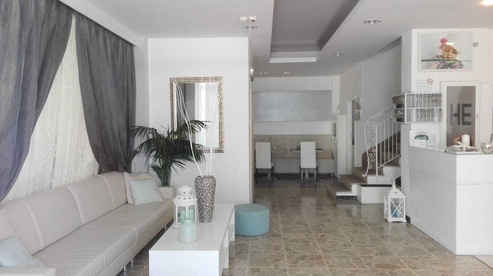 Hotel Ermeti B&B Brunch Riccione Esterno foto