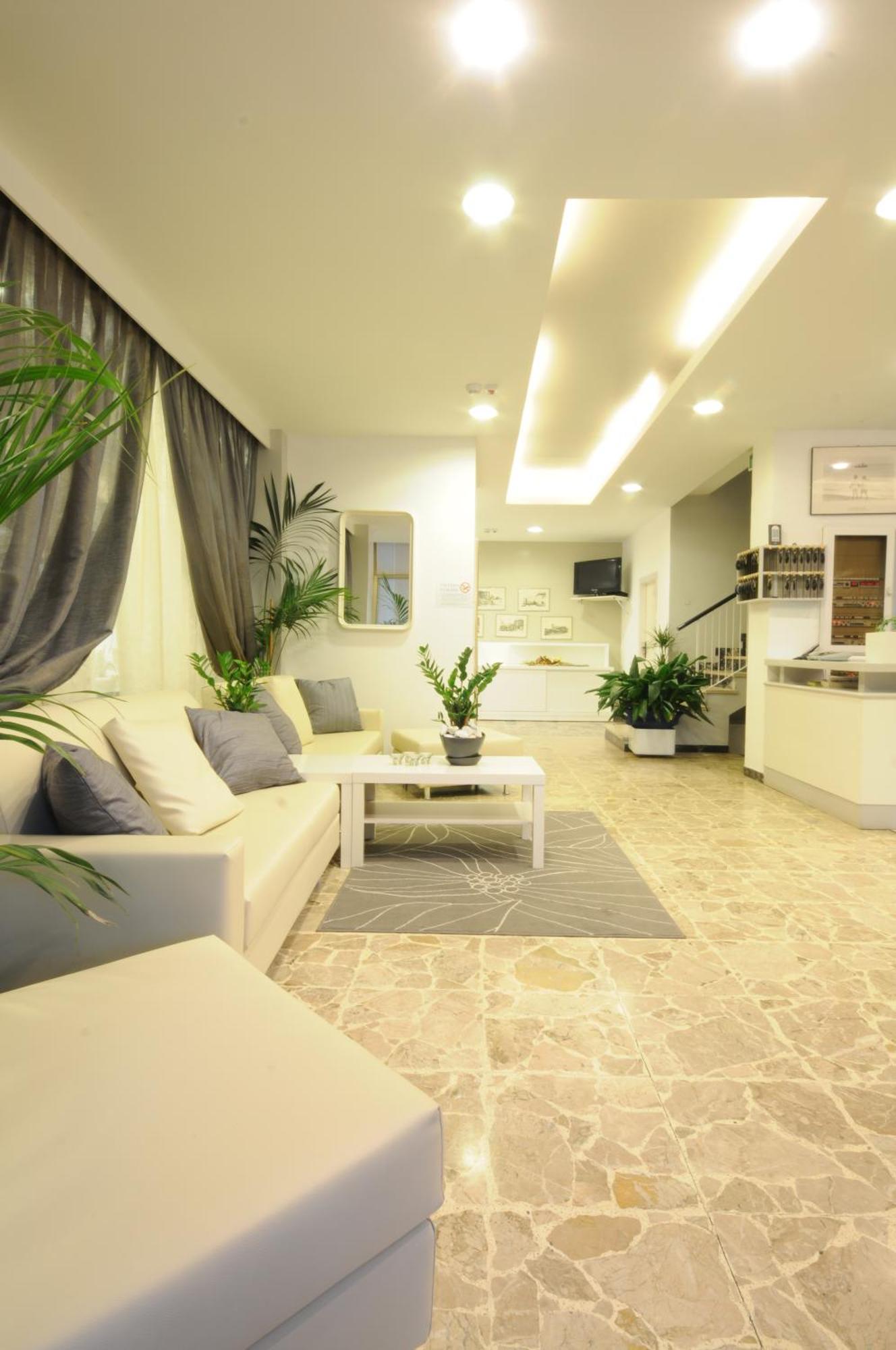 Hotel Ermeti B&B Brunch Riccione Esterno foto
