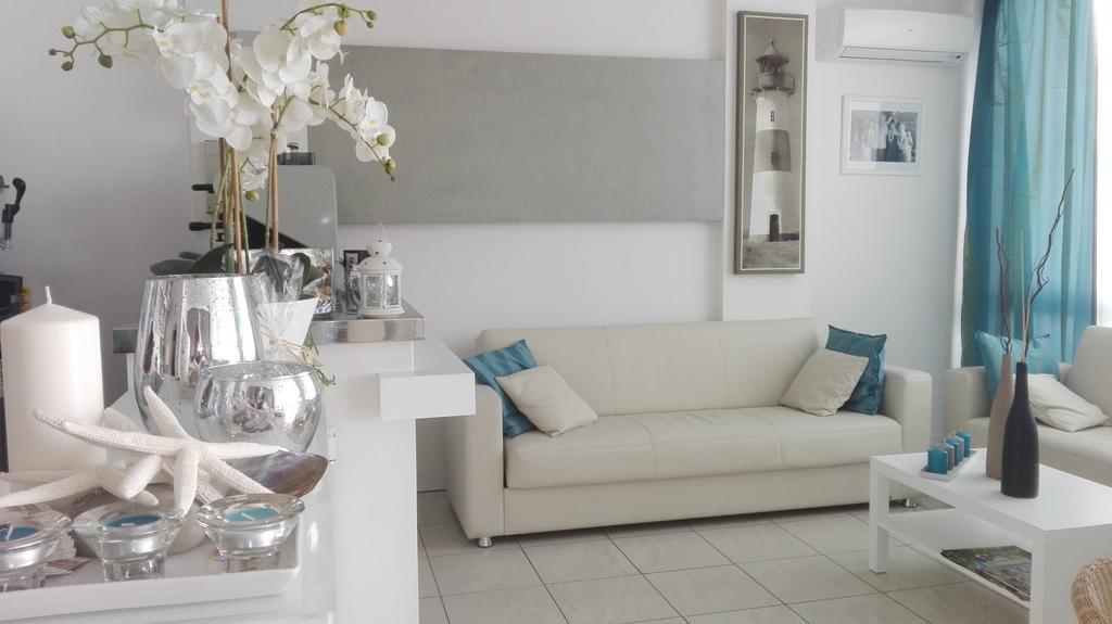 Hotel Ermeti B&B Brunch Riccione Esterno foto