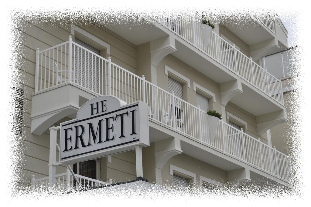 Hotel Ermeti B&B Brunch Riccione Esterno foto